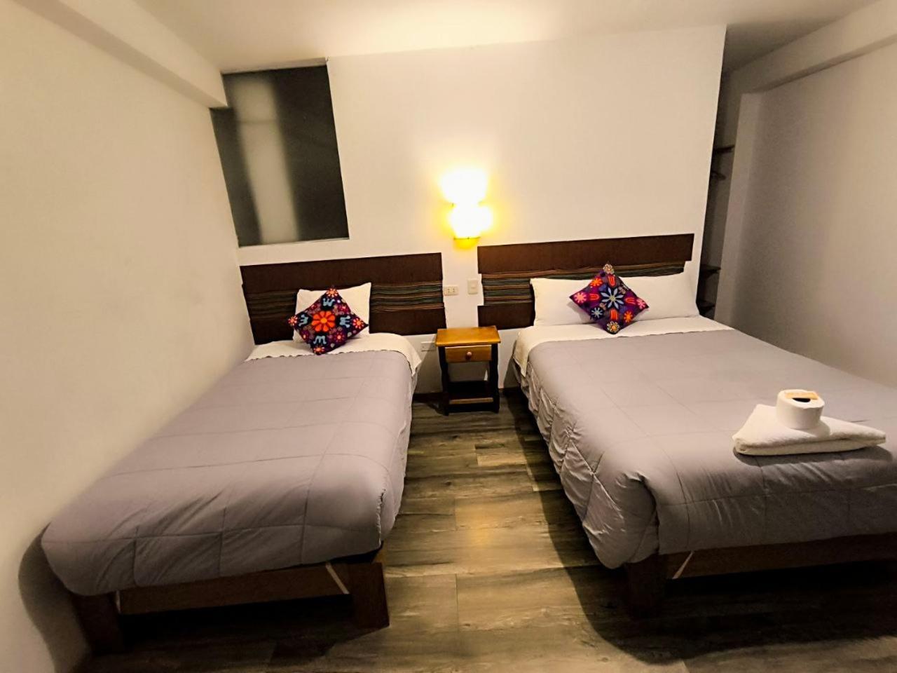 אורובמבה Hostal Balcon De Piedra מראה חיצוני תמונה