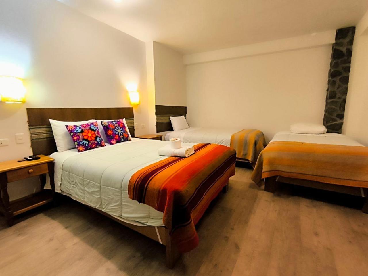 אורובמבה Hostal Balcon De Piedra מראה חיצוני תמונה