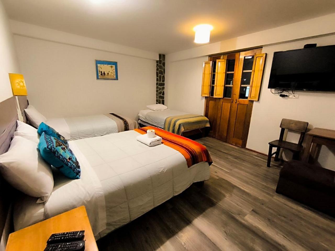 אורובמבה Hostal Balcon De Piedra מראה חיצוני תמונה